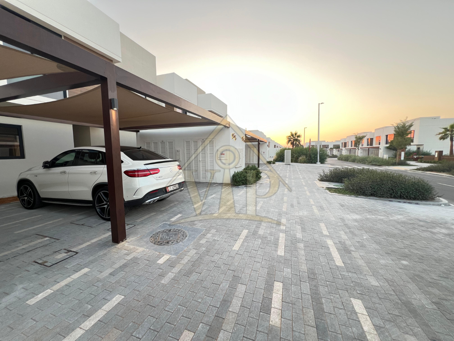 NOYA VIVA 3BR_ | Single Row Enormous Unit | Close to Amenities and Entrance | Vacant